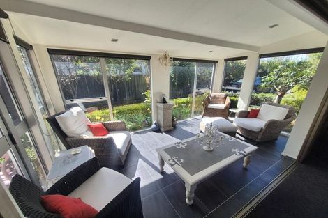 Photo of property in 8 Saint James Avenue, Papanui, Christchurch, 8053