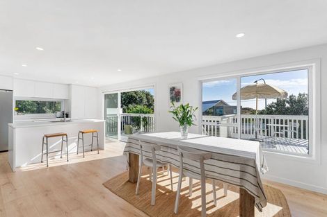 Photo of property in 1338 Papamoa Beach Road, Papamoa Beach, Papamoa, 3118