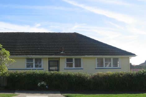 Photo of property in 21a-b Astrolabe Street, Cannons Creek, Porirua, 5024