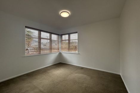 Photo of property in 1/7 Merton Avenue, Glenfield, Auckland, 0627