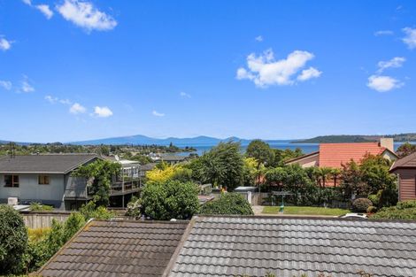 Photo of property in 50 Harvey Street, Waipahihi, Taupo, 3330