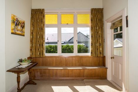 Photo of property in 31 Cameron Road, Bluff Hill, Napier, 4110