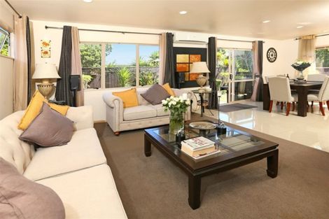 Photo of property in 10a Blacklock Avenue, Henderson, Auckland, 0612