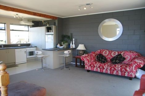 Photo of property in 77a View Road, Houghton Bay, Wellington, 6023