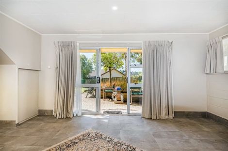 Photo of property in 31 Lingham Crescent, Torbay, Auckland, 0630