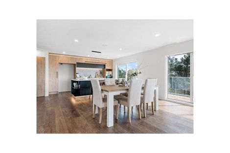 Photo of property in 185b Browns Bay Road, Browns Bay, Auckland, 0630