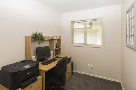 Photo of property in 21 Rutherglen Avenue, Ilam, Christchurch, 8041