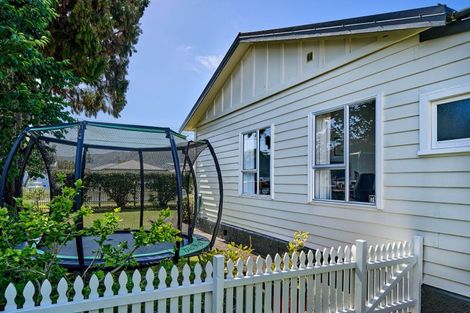 Photo of property in 6 York Street, Moera, Lower Hutt, 5010