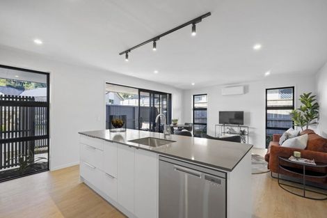 Photo of property in 21b Sycamore Grove, Lower Vogeltown, New Plymouth, 4310