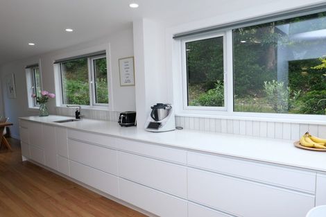 Photo of property in 57 Tilley Road, Paekakariki, 5034