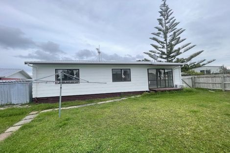Photo of property in 1/44 Shifnal Drive, Randwick Park, Auckland, 2105