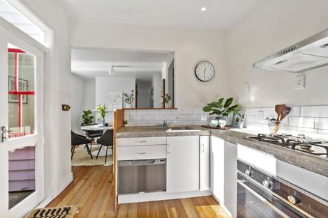 Photo of property in 16 Walter Street, Te Aro, Wellington, 6011