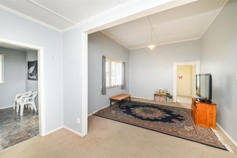 Photo of property in 11 Rira Street, Marton, 4710