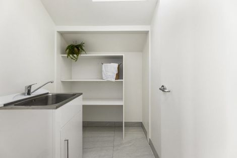 Photo of property in 1 Overdale Drive, Cashmere, Christchurch, 8022