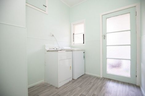 Photo of property in 610 State Highway 25, Waitakaruru, Thames, 3576