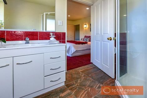 Photo of property in 28 Riverton Terrace, Halswell, Christchurch, 8025