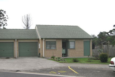 Photo of property in 1/26 Charlenne Close, Ranui, Auckland, 0612