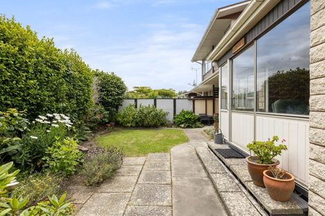 Photo of property in 10 Andrew Street, Rangiora, 7400