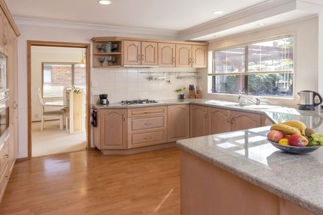 Photo of property in 23 Cornelian Crescent, Half Moon Bay, Auckland, 2012