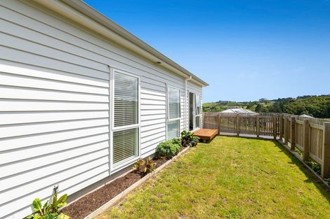 Photo of property in 35 Hewson Drive, Snells Beach, 0920