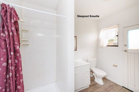 Photo of property in 25 Haast Place, Awapuni, Palmerston North, 4412