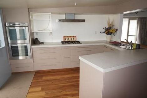 Photo of property in 22 Broadway Avenue, Waikuku Beach, 7473