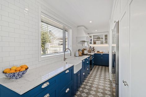 Photo of property in 1/31a Campbell Street, Havelock North, 4130