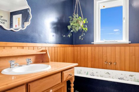 Photo of property in 21 Melrose Avenue, Owhata, Rotorua, 3010