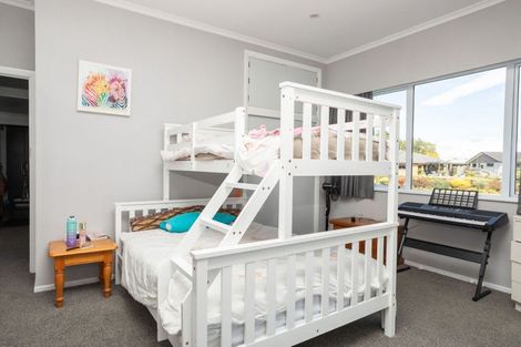 Photo of property in 16 Ruahine Street, Dannevirke, 4930