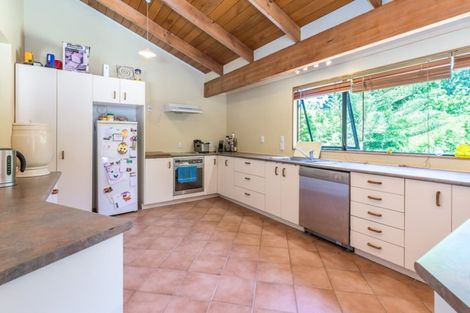 Photo of property in 2a Parklands Avenue, Swanson, Auckland, 0612