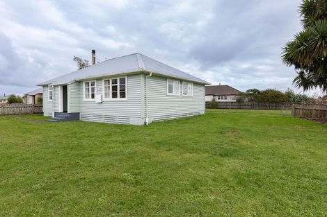 Photo of property in 14 Colvin Street, Westport, 7825