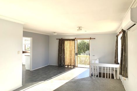 Photo of property in 1/28 Prince Regent Drive, Half Moon Bay, Auckland, 2012