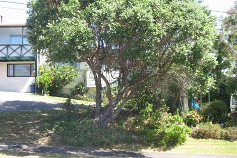 Photo of property in 2/156 Manuka Road, Bayview, Auckland, 0629