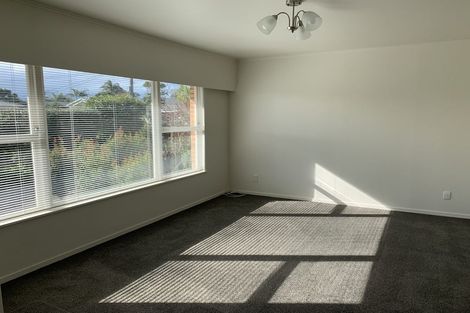 Photo of property in 2/11 Wicklow Road, Narrow Neck, Auckland, 0622