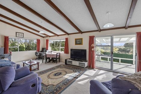 Photo of property in 24a Saint Ives Grove, Whalers Gate, New Plymouth, 4310