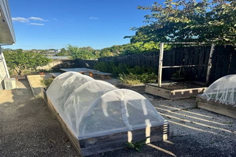 Photo of property in 2/42 Matua Road, Matua, Tauranga, 3110