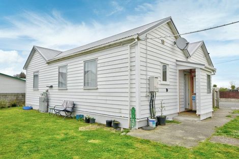 Photo of property in 2 Bangor Street, Mataura, 9712