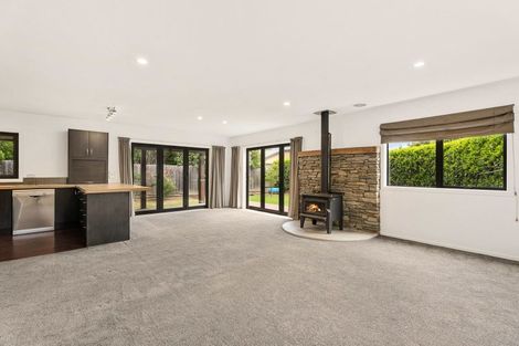 Photo of property in 89 Rob Roy Lane, Wanaka, 9305