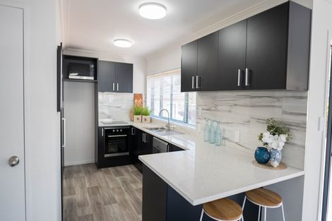 Photo of property in 1/75 Aberfeldy Avenue, Highland Park, Auckland, 2010