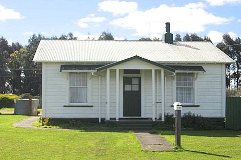 Photo of property in 19 Princess Street, Marton, 4710