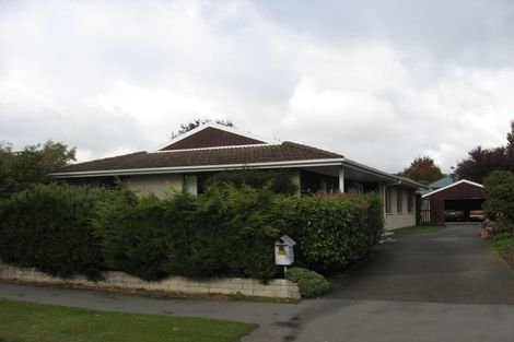 Photo of property in 19 Lodge Place, Ilam, Christchurch, 8041