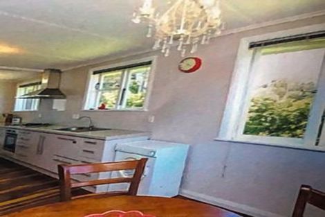 Photo of property in 2 Camden Street, Vogeltown, New Plymouth, 4310