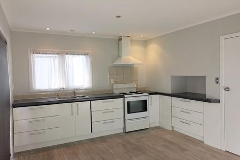 Photo of property in 216 Te Atatu Road, Te Atatu South, Auckland, 0610