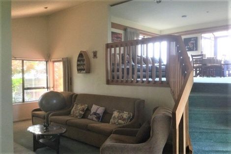 Photo of property in 237 Te Atatu Road, Te Atatu South, Auckland, 0610