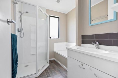 Photo of property in 17a Roys Road, Parkvale, Tauranga, 3112