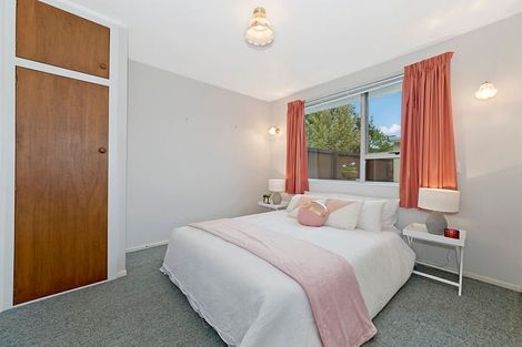 Photo of property in 2/10 Nyoli Street, Northcote, Christchurch, 8052