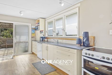 Photo of property in 151 Sievers Grove, Cannons Creek, Porirua, 5024