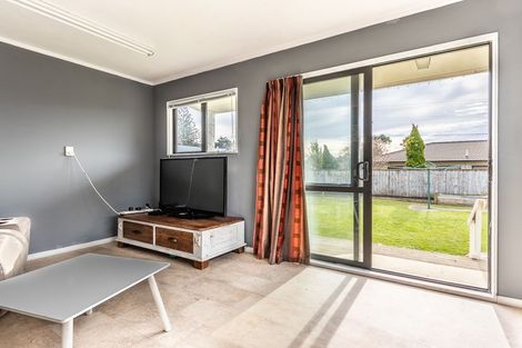 Photo of property in 4 Belle Maison Court, Levin, 5510