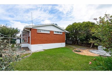 Photo of property in 4/44 Titirangi Road, New Lynn, Auckland, 0600