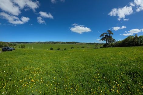 Photo of property in 11 Davidson Road, Helensville, 0875